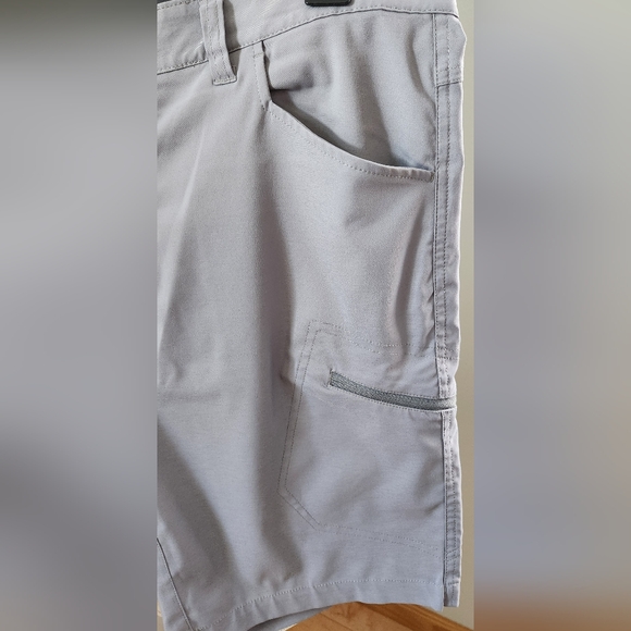 Hawke & Co. Men's grey shorts in size 36 - Picture 2 of 7